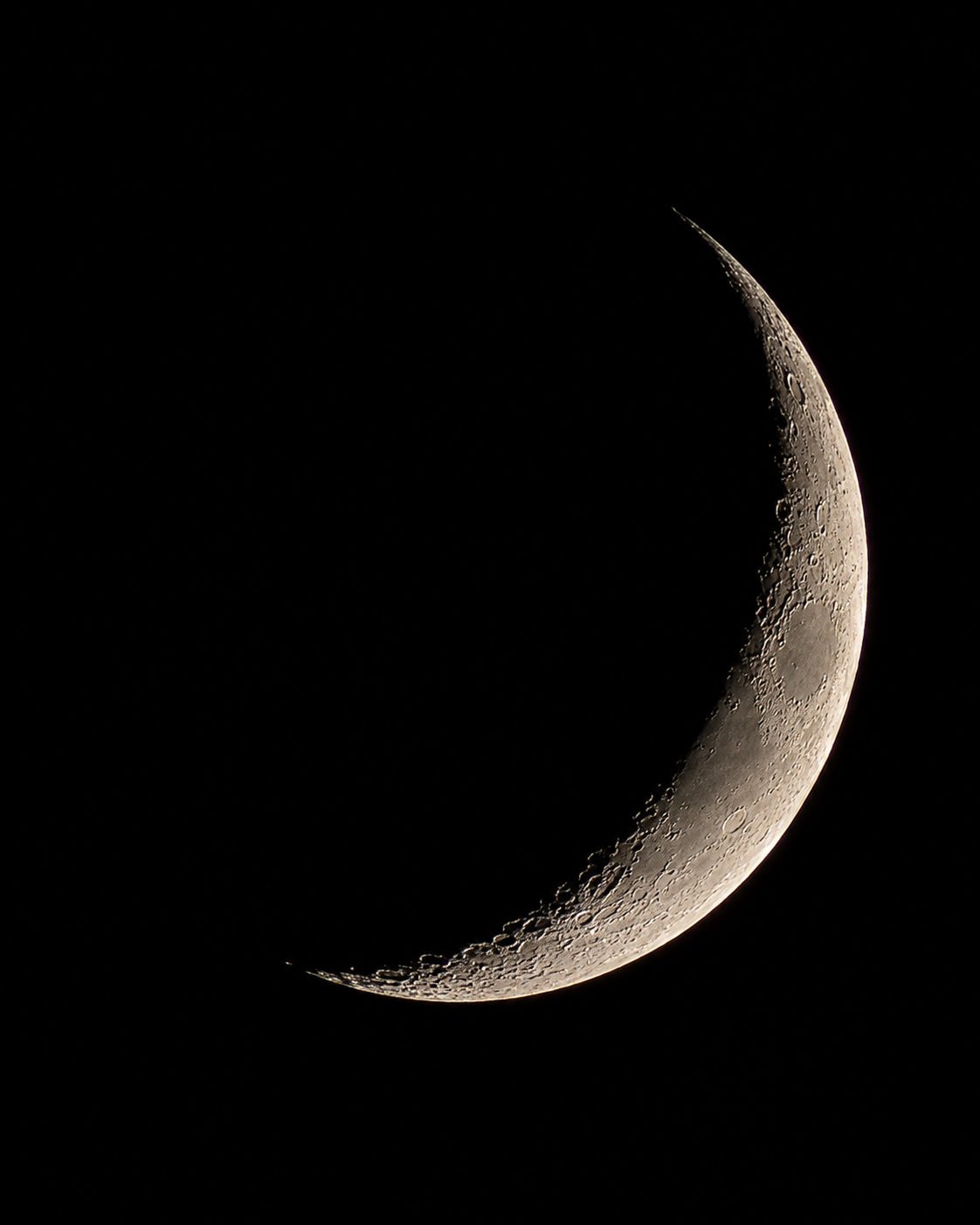 Crescent Silence AMOLED Moon Wallpaper